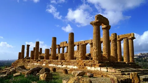 約克：安東尼表現未達標，桑喬不宜作首發